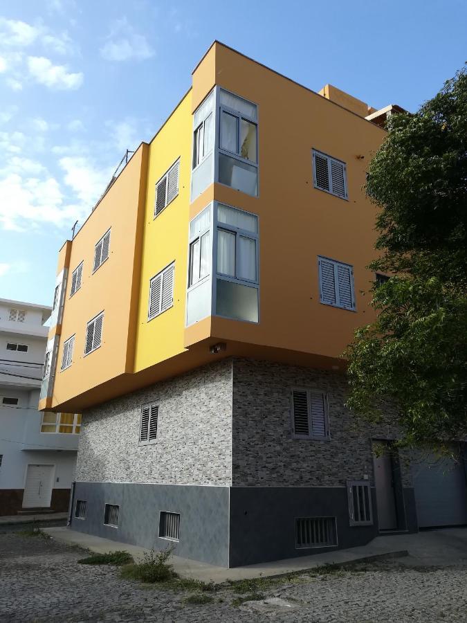 Private Apartament Celestina & Carlos Mindelo Dış mekan fotoğraf
